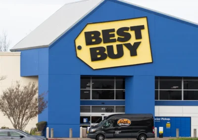Best Buy, Uber Eats partner on same-day delivery, scheduled drop-offs