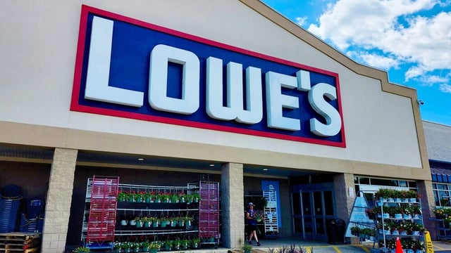 In Texas, Lowe’s grows