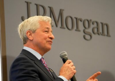 NY Fed’s Secret Cash Infusions Raise Fears of New Bank Crisis