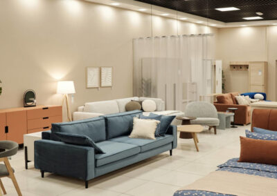 Furniture industry sees rising bankruptcies as 2025 ends – TheStreet