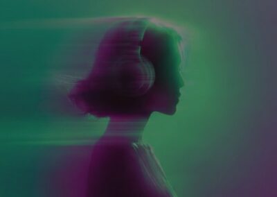 When it comes to podcasts, are ads better heard than seen? – Tubefilter