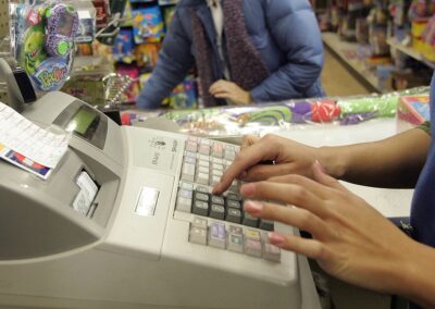 Happy Returns tests AI system as 2025 return fraud hits $76.5 billion | Fox News