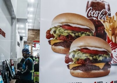 Wendy’s closing hundreds of U.S. restaurants as sales plunge