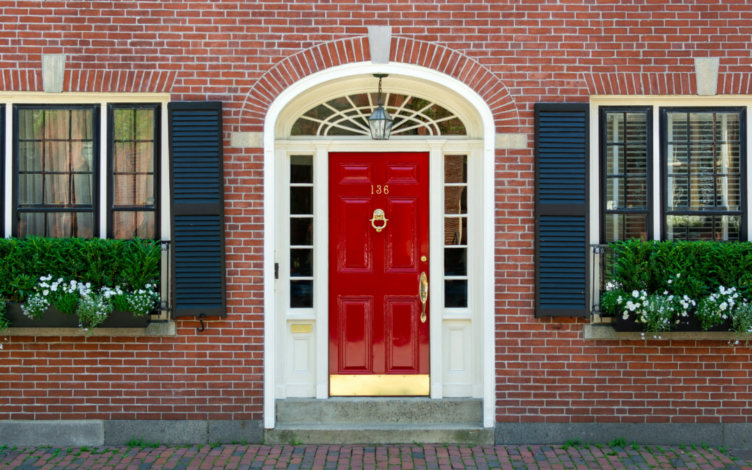 12 Inexpensive Weekend Projects That Will Boost Your Home’s Curb Appeal | Lifehacker