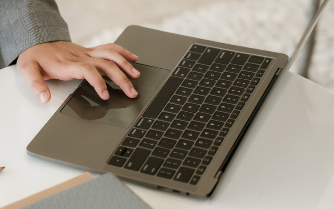 11 Popular Laptop Brands Ranked From Worst To Best According To Consumer Reports