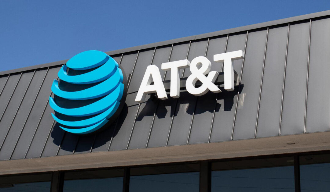 AT&T drops 3 new phone plans to keep customers from switching – TheStreet