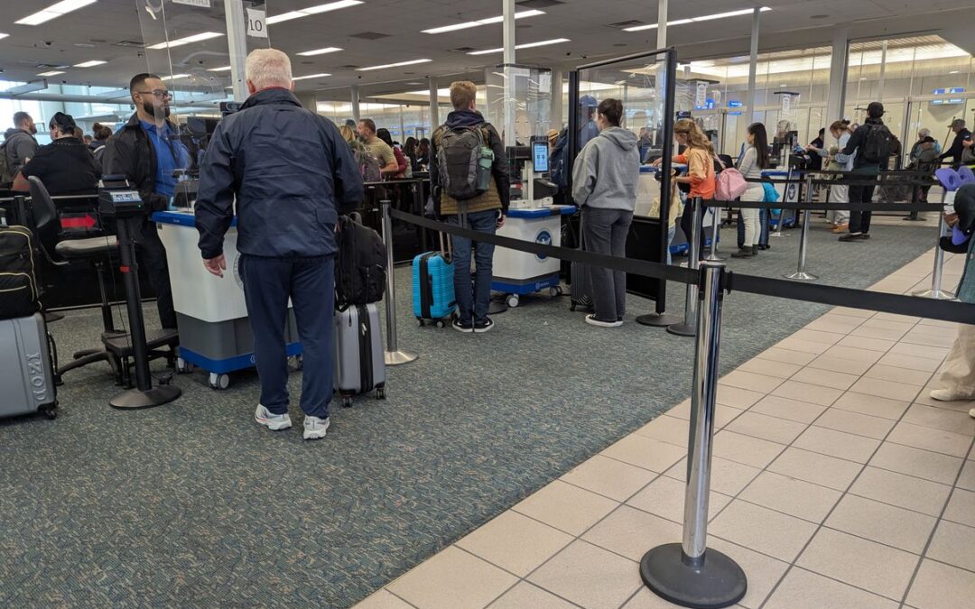 US Travel Fighting for Unpaid TSA Agents as Government Shutdown Drags On | TravelPulse