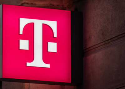 T-Mobile angers customers as it quietly expands major device fee – TheStreet