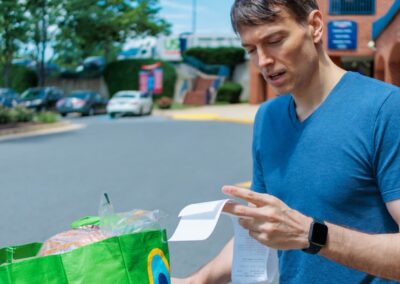 Beat Rising Grocery Prices With These 5 Grocery Rewards Cards & Tools