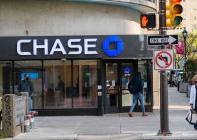 225-year-old major bank closes 16 branches – TheStreet