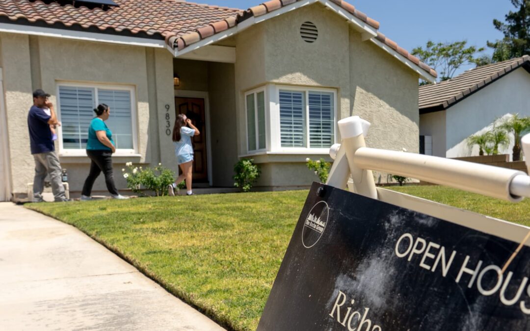 April home sales disappoint as higher mortgage rates weigh on buyers