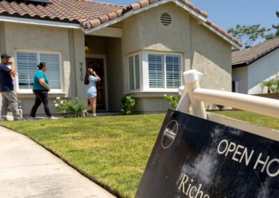 April home sales disappoint as higher mortgage rates weigh on buyers