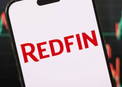 Redfin reveals blunt prediction on mortgage rates, housing market – TheStreet
