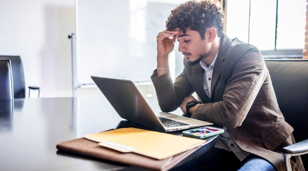 Burned out and going nowhere: the American worker is too mentally drained to even look for a new job | Fortune