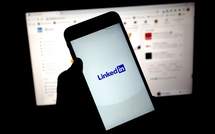 Amazon, LinkedIn help advertisers reach professionals via CTV ads | Marketing Dive