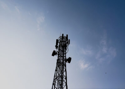 AT&T, T-Mobile, And Verizon Join Forces To Eliminate Mobile Coverage Dead Zones