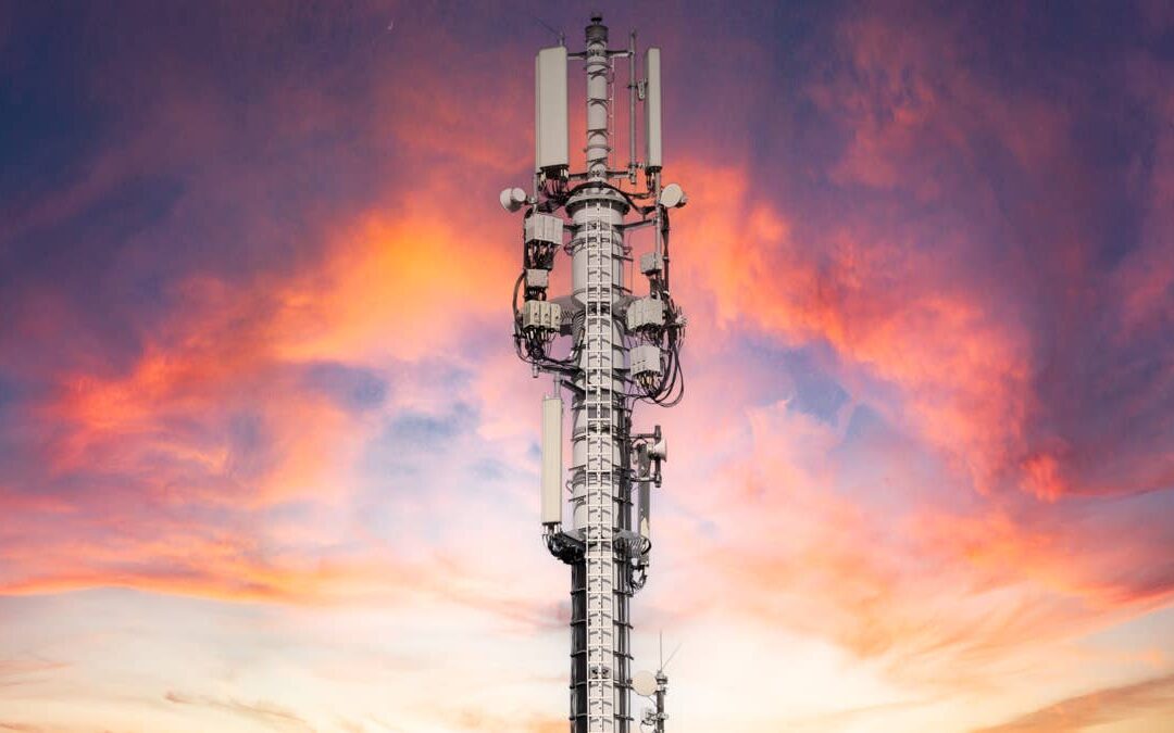 AT&T, T-Mobile and Verizon customers will get big network upgrade – TheStreet