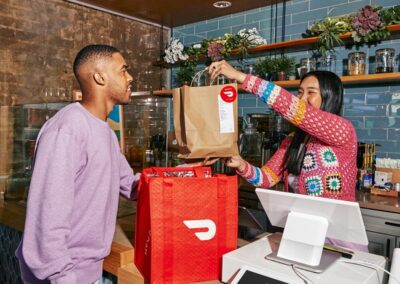 From the Doorstep to the Dining Room: New DoorDash Survey Data Reveals the Full Picture of the Modern Restaurant Guest | DoorDash