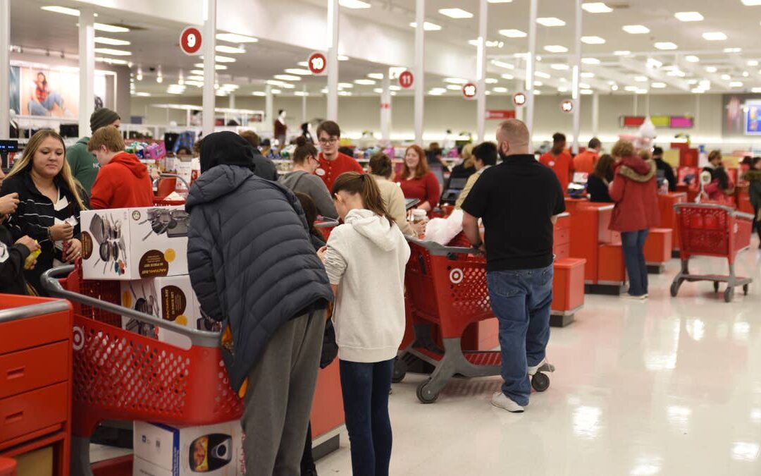 Target aims to win back shoppers with home refresh – TheStreet