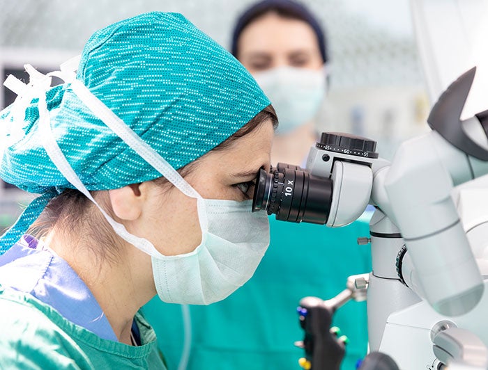 Arizona Hospital Leads Western U.S. With Breakthrough Robotic Surgery Technology | AHA
