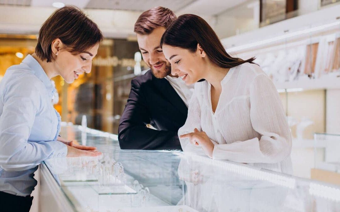 189-year-old luxury jewelry giant is quietly closing stores – TheStreet