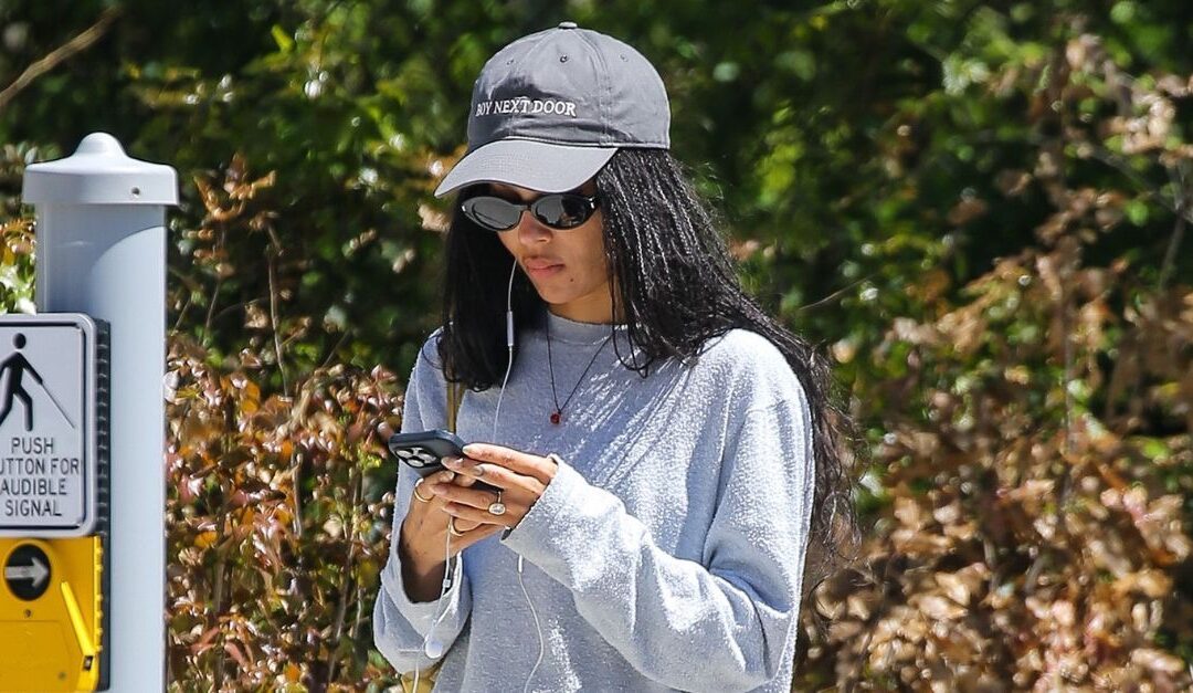 Zoë Kravitz’s Engagement Ring Has Just Sparked A Fresh Jewellery Trend | Who What Wear
