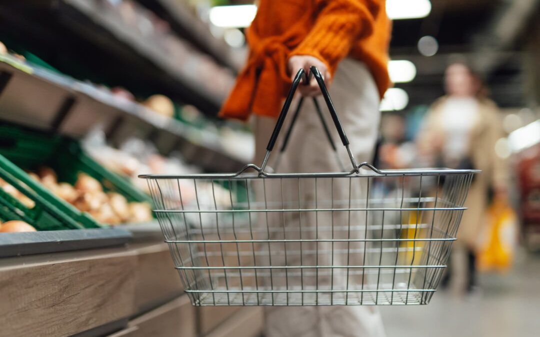8 Ways to Save Money on Groceries Amid Rising Food Costs