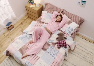 Hollister partners with Target to sell dorm bedding, apparel