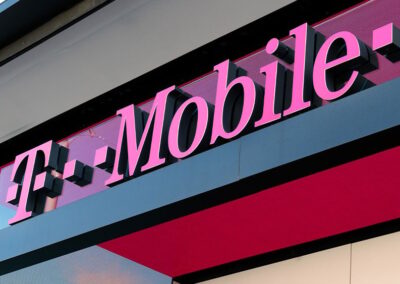 SpaceX Stock: Elon Musk Could Acquire T-Mobile In Wireless Push, Says Analyst| Investor’s Business Daily