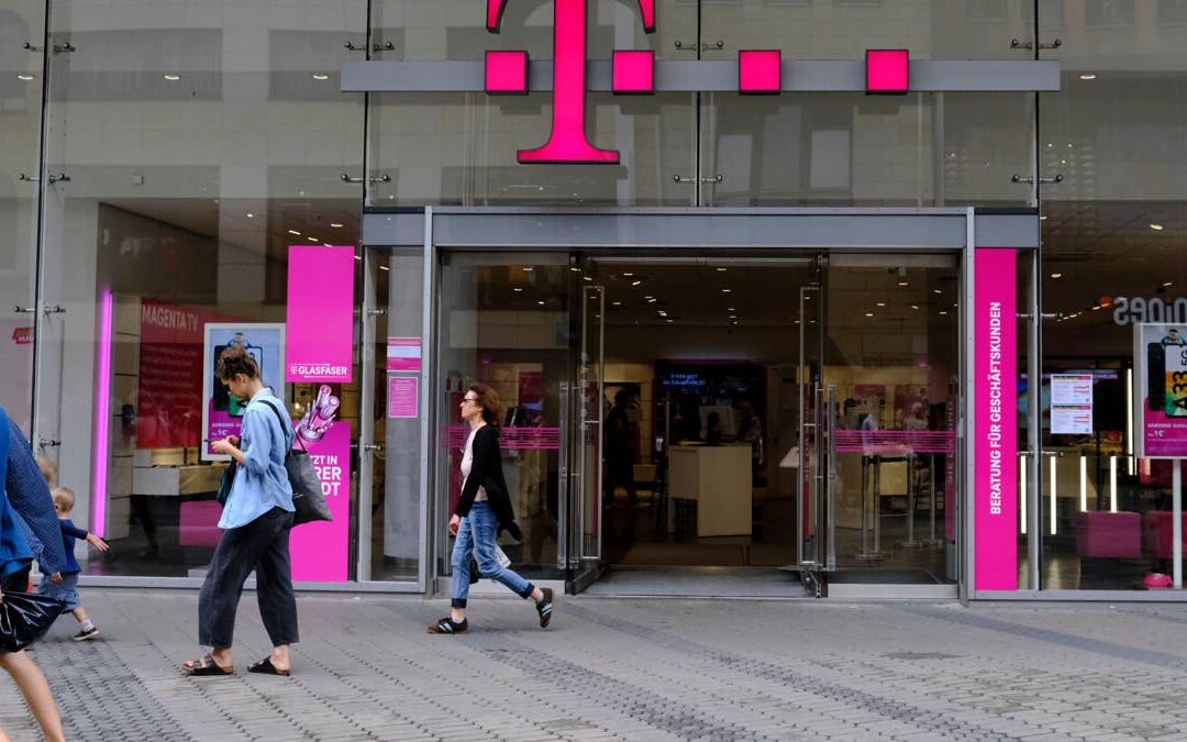 T-Mobile adds new internet plan restriction customers will feel – TheStreet