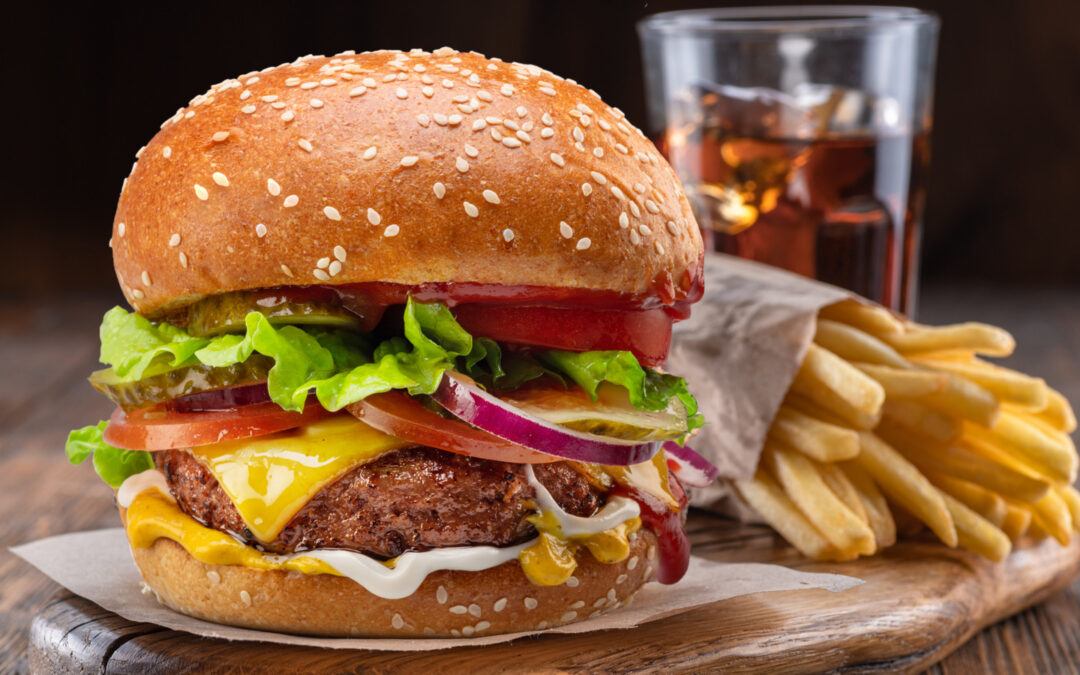 Reddit Says This Restaurant Chain’s Burger Deal Rivals Fast Food Joints