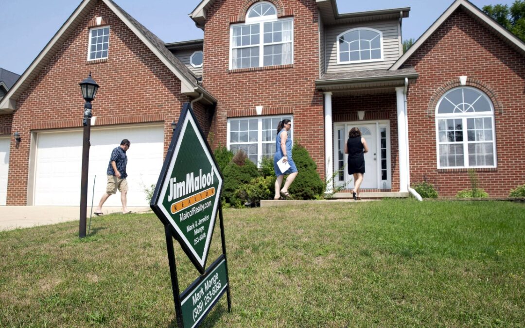 Home listing prices fall at fastest annual pace in at least 9 years | Fox Business