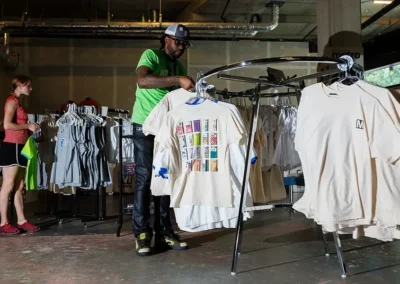 June retail sales rise on apparel and early school shopping