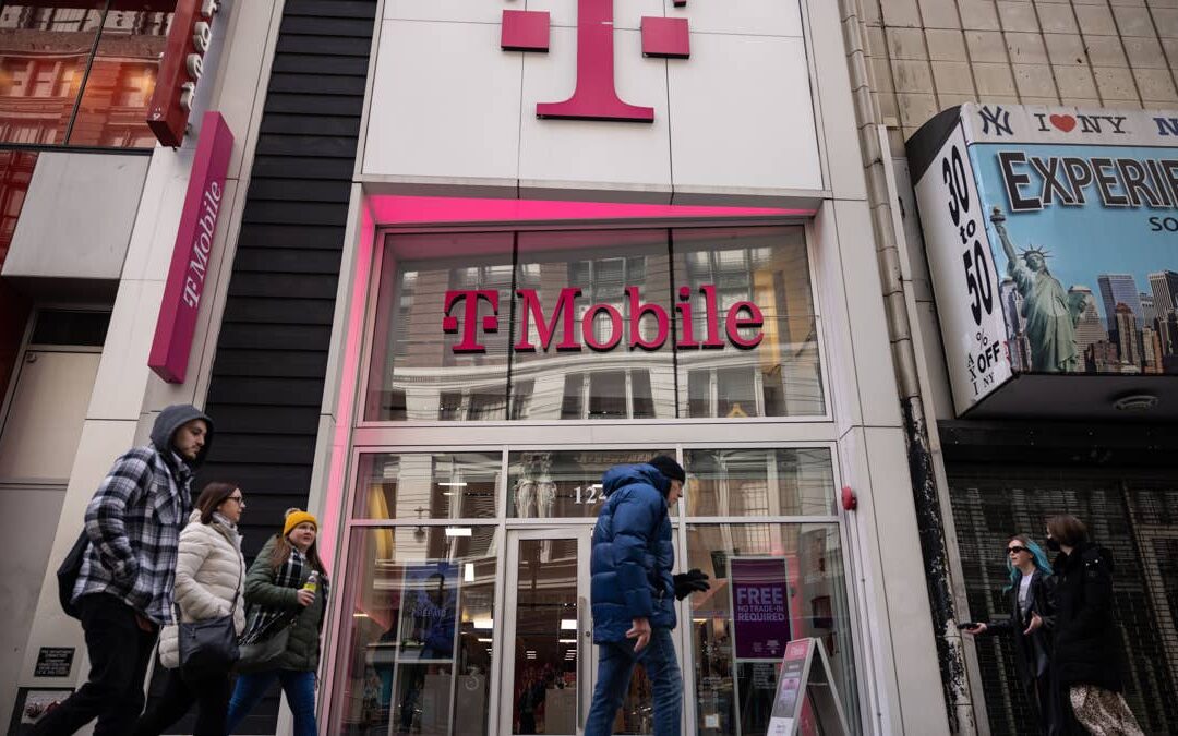 T-Mobile faces backlash over new customer support restriction – TheStreet