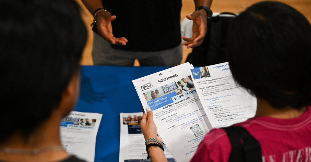U.S. Hiring Slumps, a Worrying Sign for the Economy – The New York Times