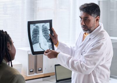 Doctors Born Outside U.S. Play Big Role in Caring for Underserved Patients | MedPage Today