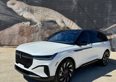 Ford to bring Lincoln production to U.S. What will happen by 2030.