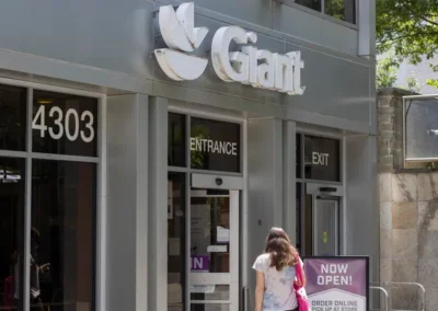 Giant Food introduces in-store Savings Stations | Grocery Dive