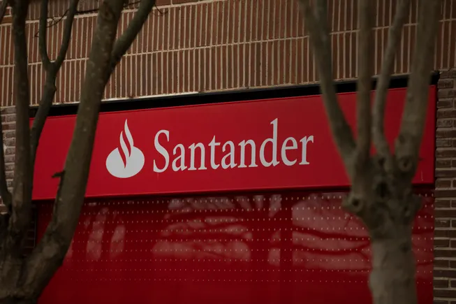 Fed approves Santander-Webster deal | Banking Dive
