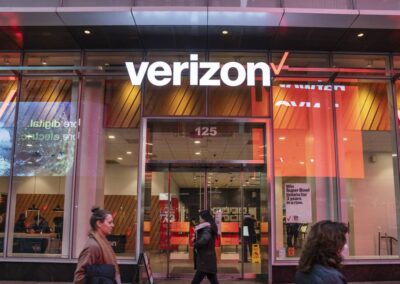 Verizon customers face higher prices on discounted offers – TheStreet
