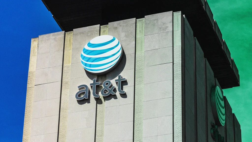 AT&T Downsized. Founders Should Copy 1 Move, Avoid Another