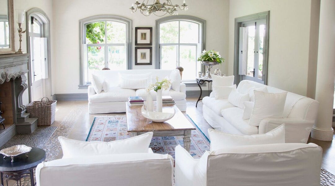 Designers Say These 14 “Tacky” Decor Choices Are Cheapening Your Home