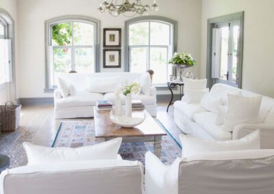 Designers Say These 14 “Tacky” Decor Choices Are Cheapening Your Home