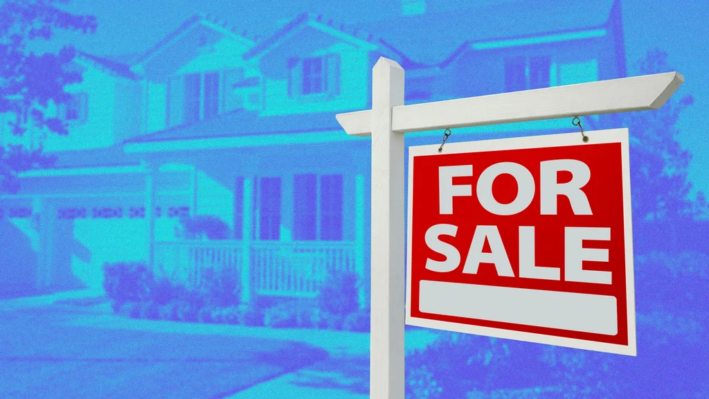 The U.S. Housing Market Just Hit a Rare Tipping Point—and Buyers Finally Have Leverage