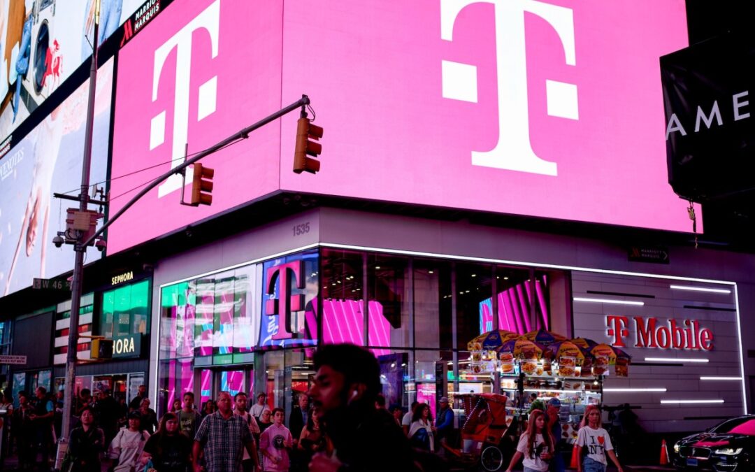 T-Mobile ‘chopped a cable’ to expel Chinese hackers from its network | TechCrunch