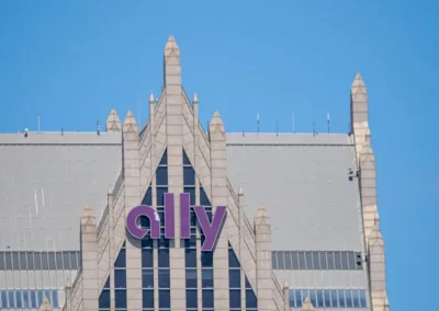 Ally bets on loyalty perks to boost consumer bank strategy | Banking Dive