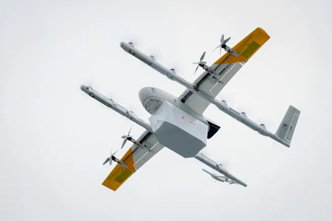 Lowe’s debuts drone delivery pilot with Wing, DoorDash | Supply Chain Dive