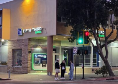 Fifth Third completes $10.9B Comerica conversion over Labor Day – Cincinnati Business Courier
