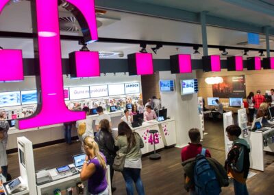 T-Mobile customers face a new requirement in stores – TheStreet