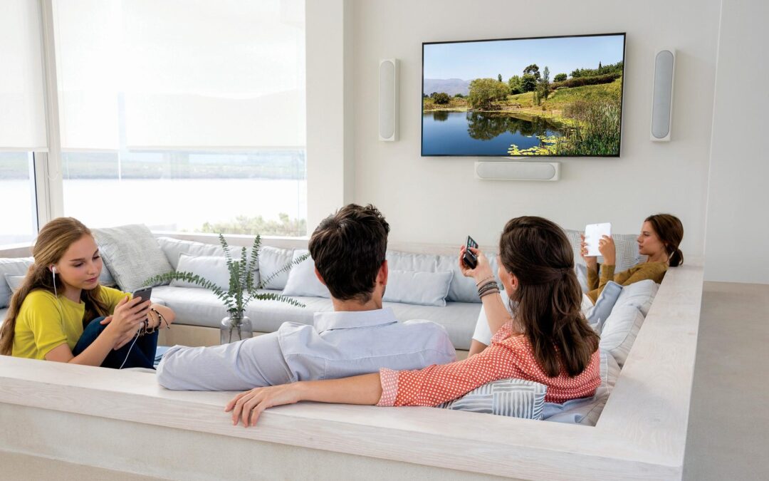 Study: 3 in 4 U.S. TV Viewers Use Smartphones While Watching TV | TV Tech